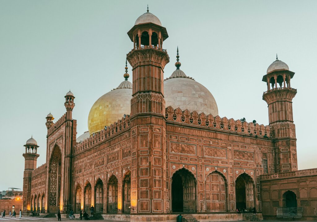 Unexplored Lahore Wonders: Badshahi Mosque